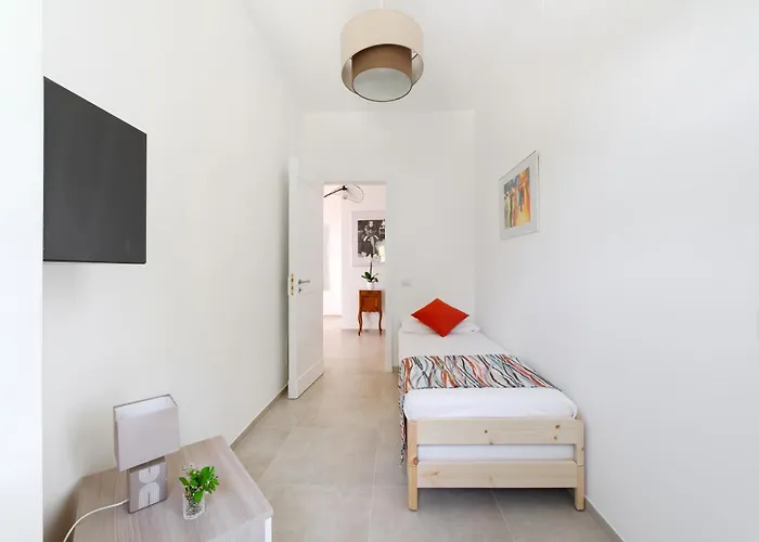 Apartment The Elegance For