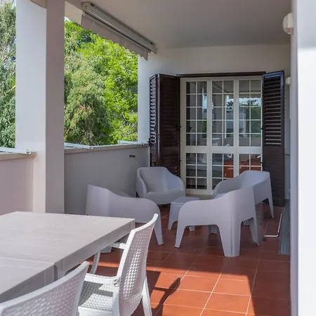 The Elegance For Gallipoli