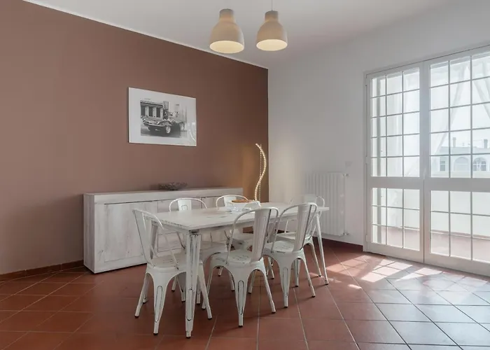 The Elegance For * Gallipoli